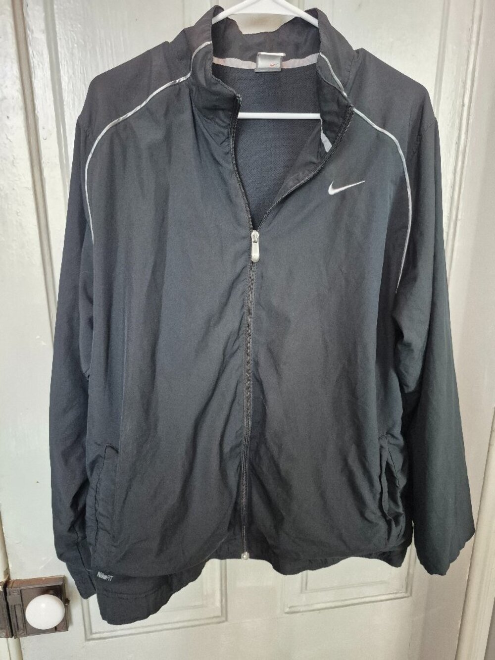 Nike windbreaker jacket